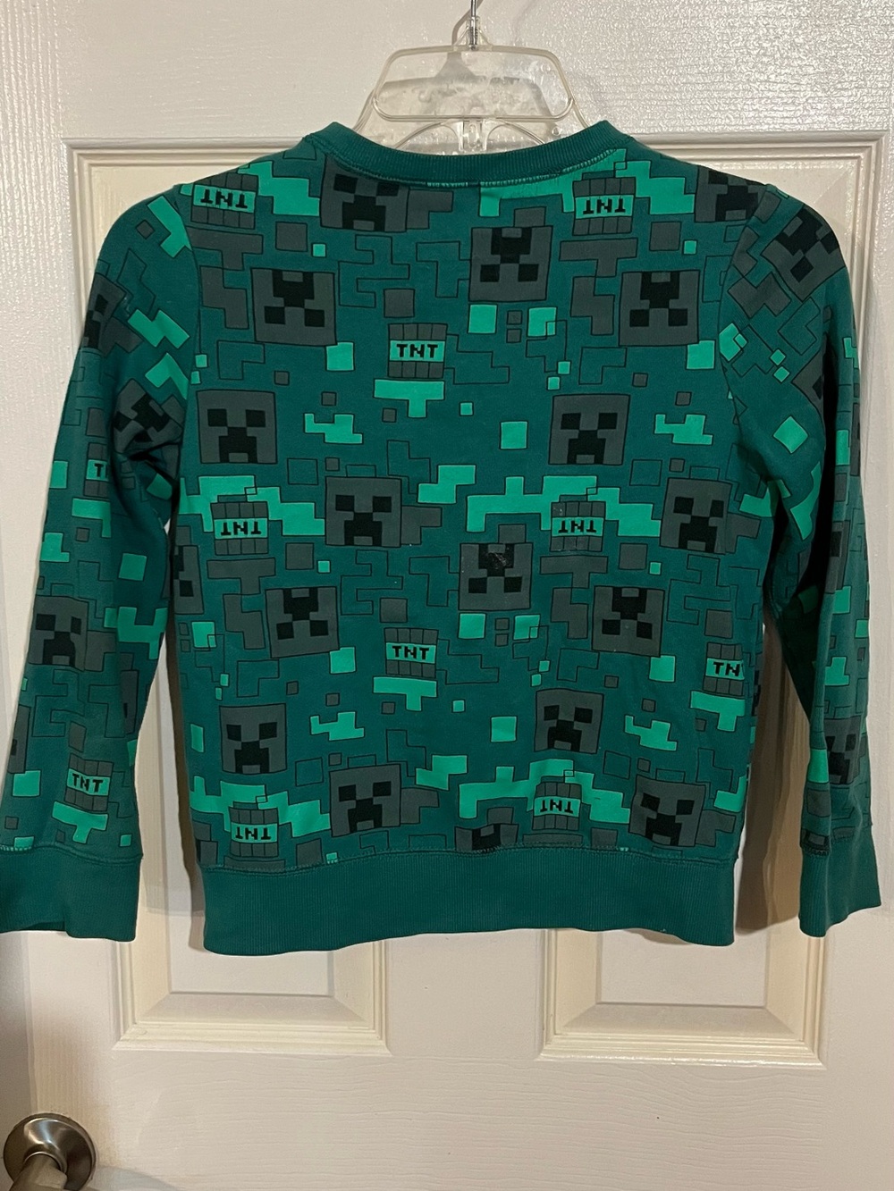 Jumping Beans Minecraft sweatshirt. Size 8.